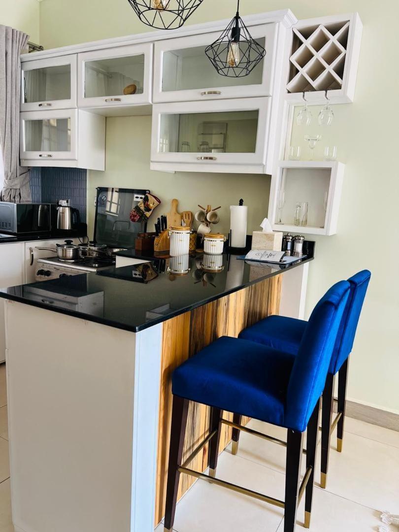 Alsander Homes Peach Bweyogerere Luaran gambar
